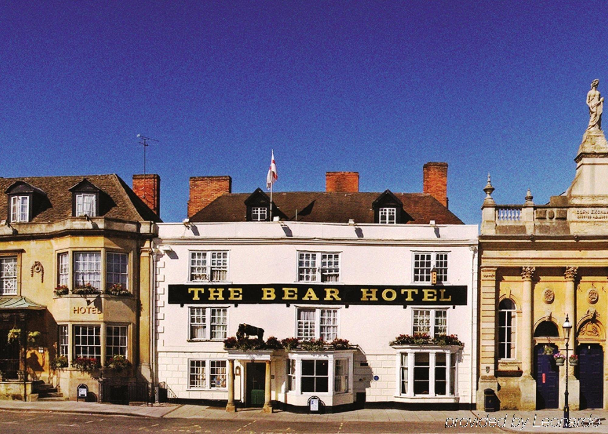 The Bear Hotel Bath Bagian luar foto